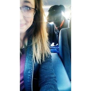 Meet your Posher, Holly